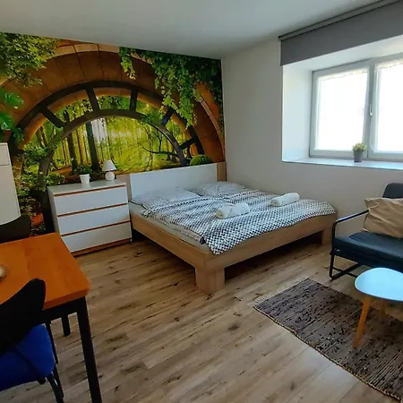 Utulna Garsonka * Týn nad Vltavou